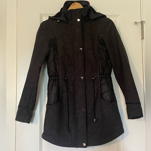 Reitmans Structured Jacket with Side Panelling - Picture 2 of 5